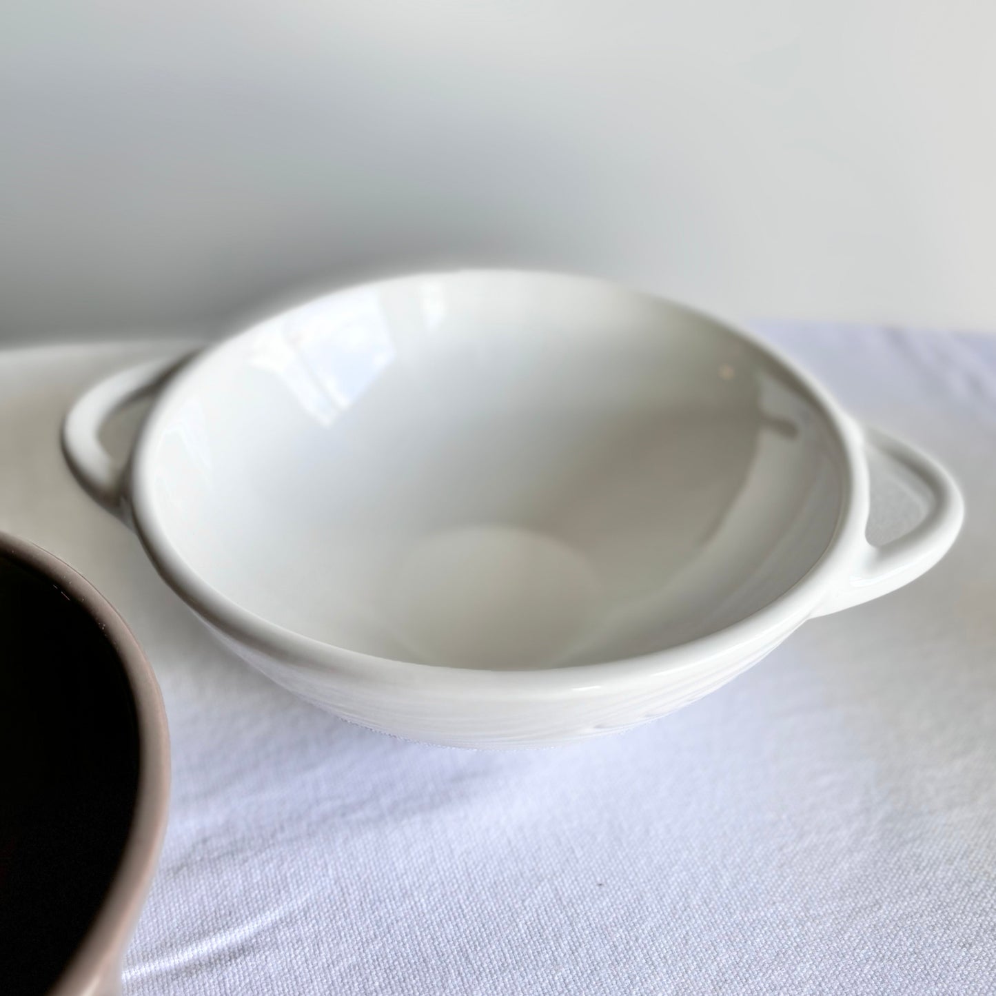 {{ product.title }} - {{ shop.name }}