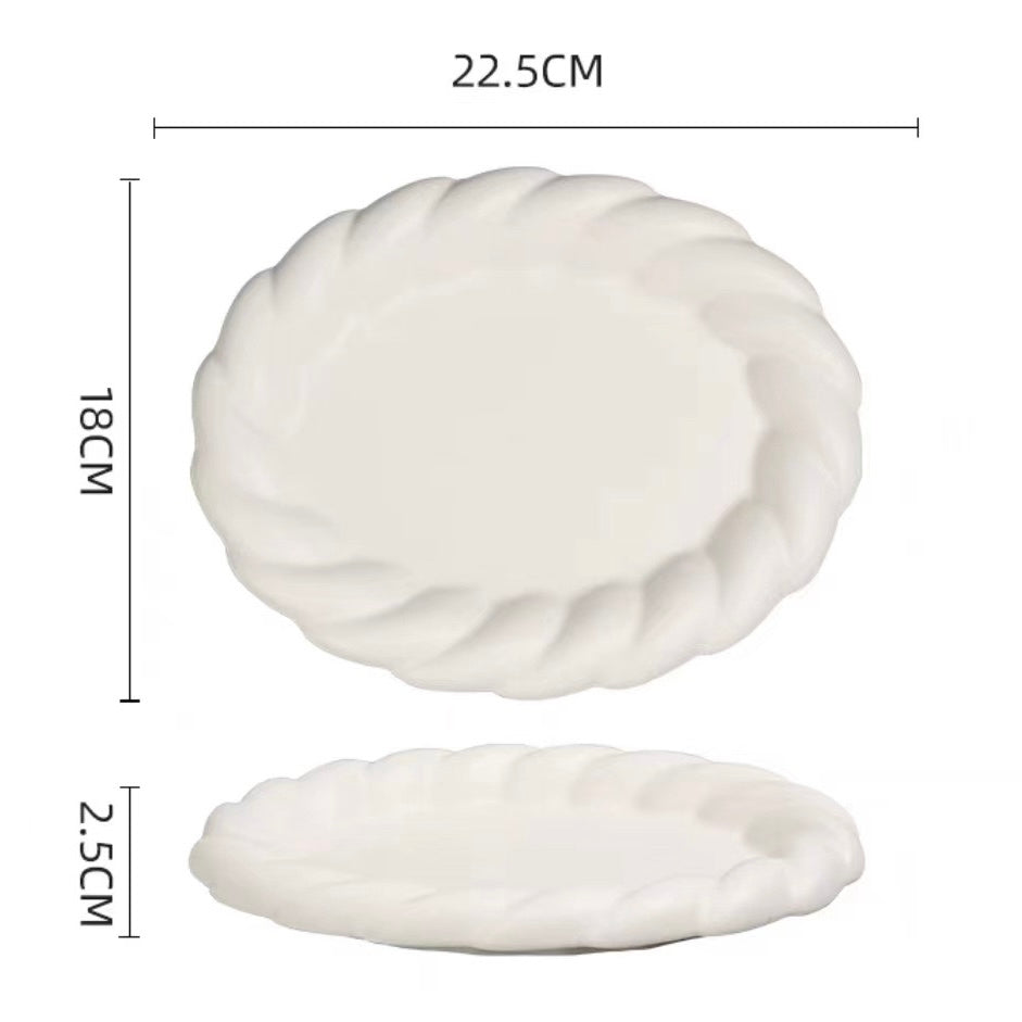 {{ product.title }} - {{ shop.name }}