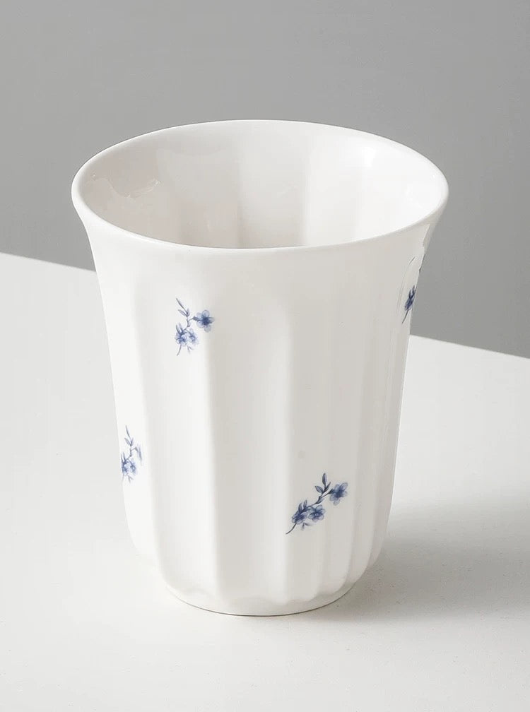 {{ product.title }} - {{ shop.name }}