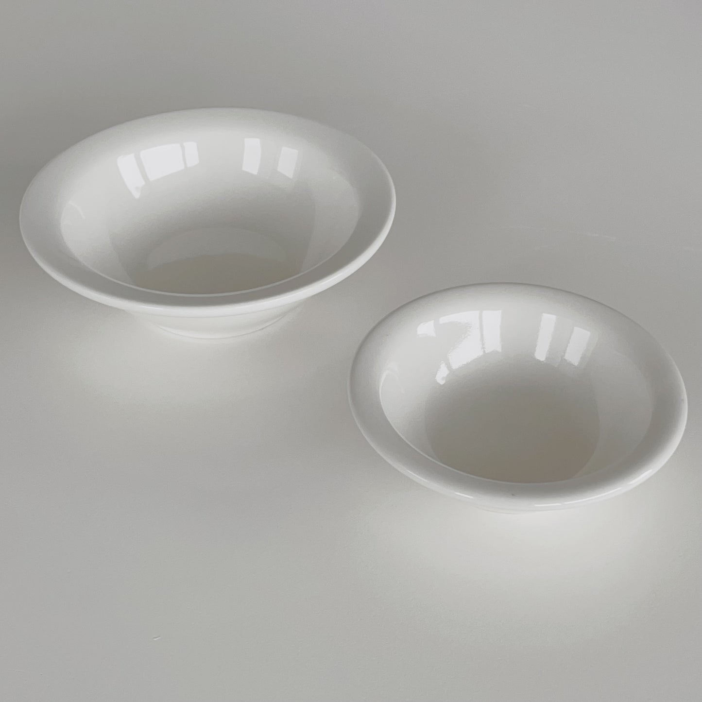 20% off - Milky Elegance 4.5" Saucer Bowl