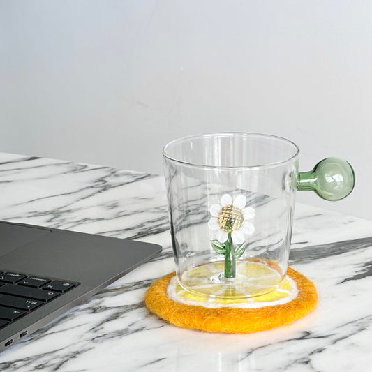 {{ product.title }} - {{ shop.name }}