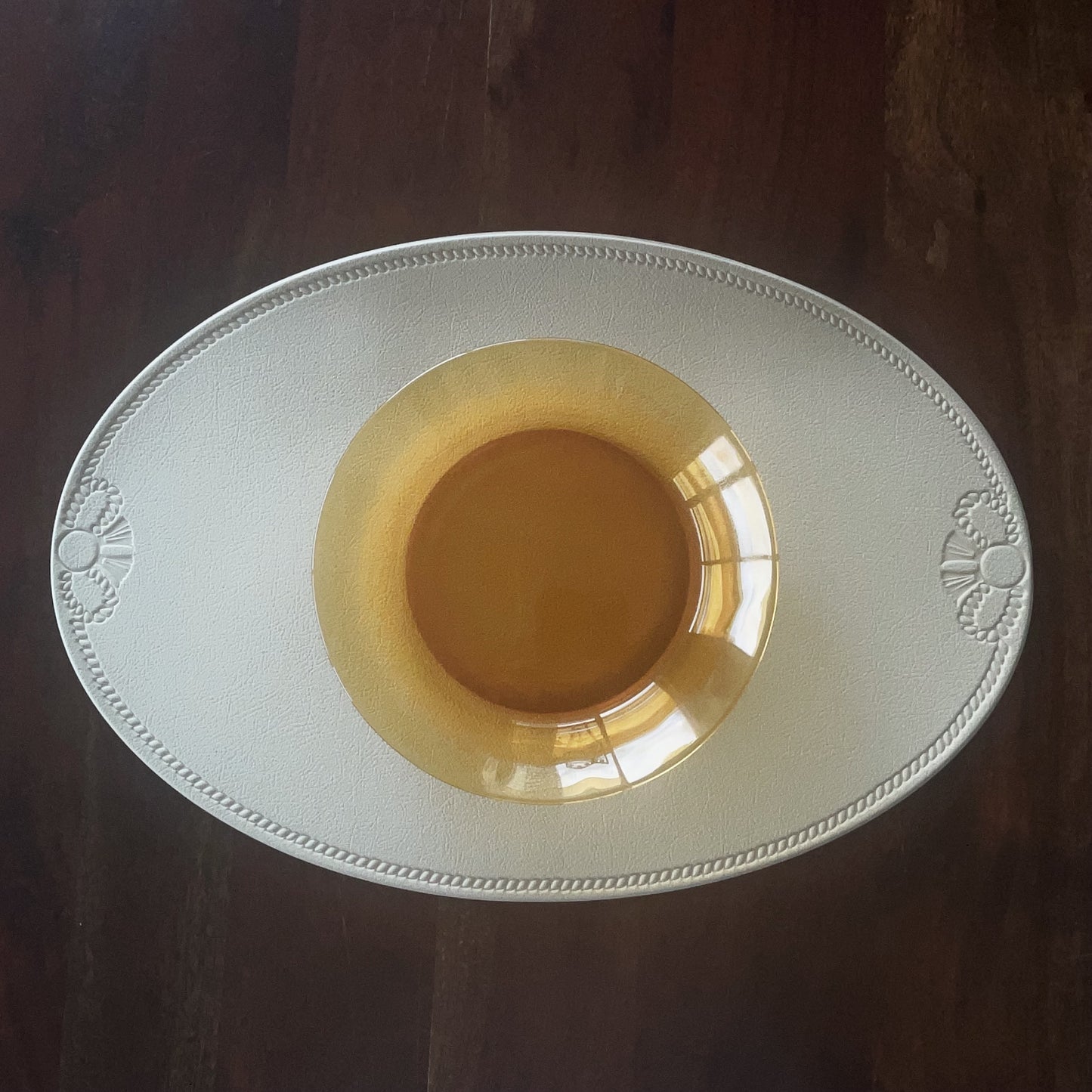 {{ product.title }} - {{ shop.name }}