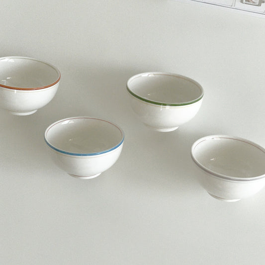 {{ product.title }} - {{ shop.name }}