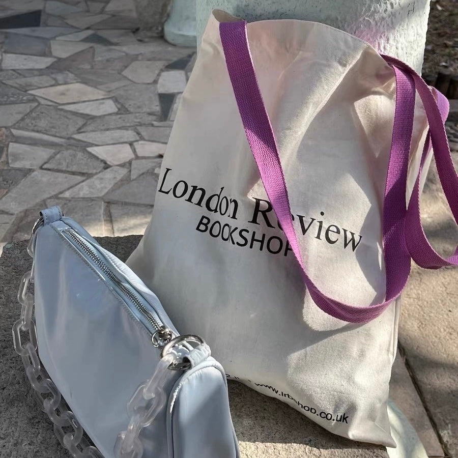 {{ product.title }} - {{ shop.name }}