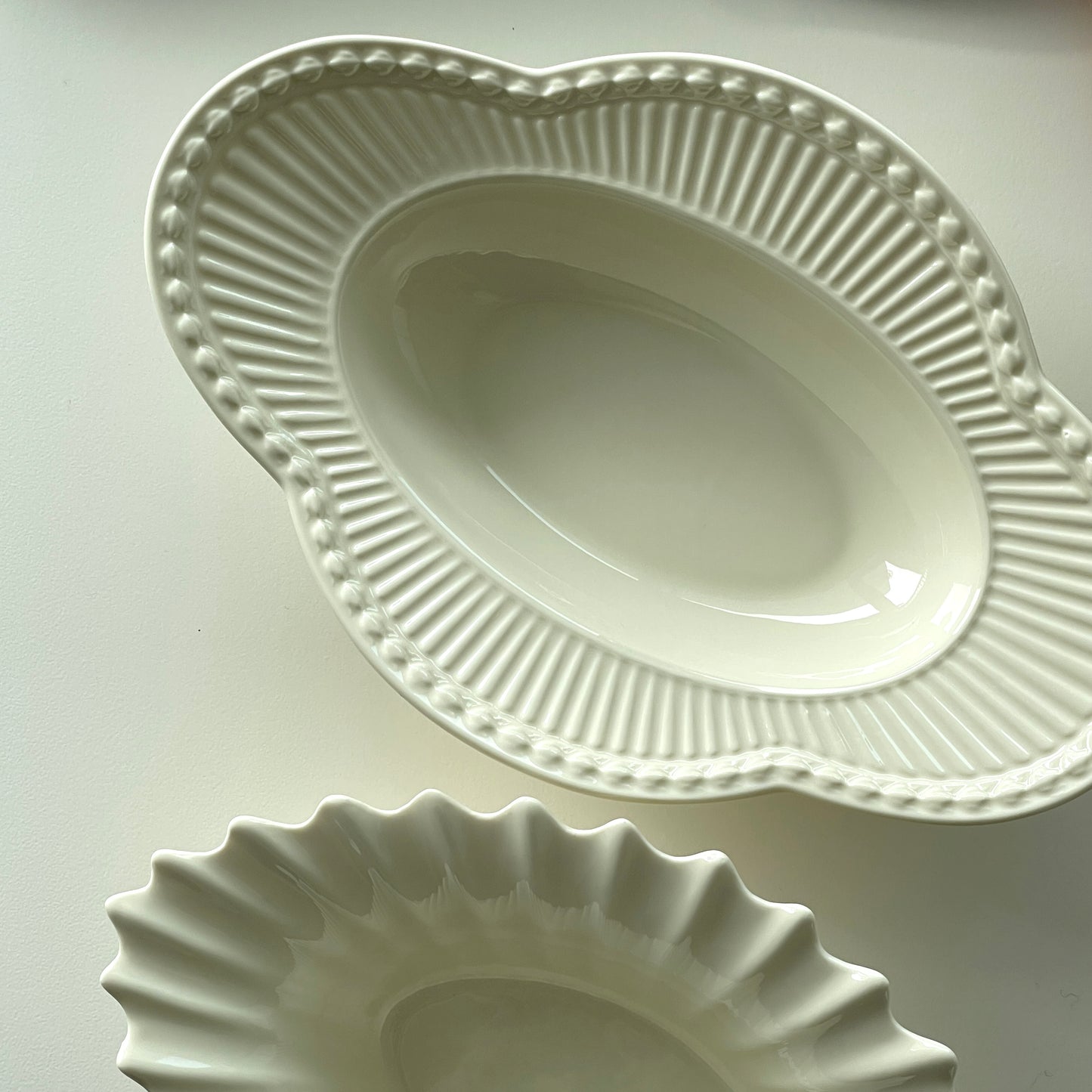 {{ product.title }} - {{ shop.name }}