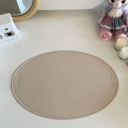 {{ product.title }} - {{ shop.name }}