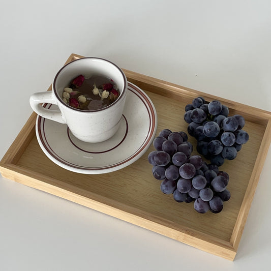 {{ product.title }} - {{ shop.name }}