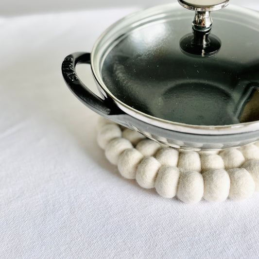 {{ product.title }} - {{ shop.name }}
