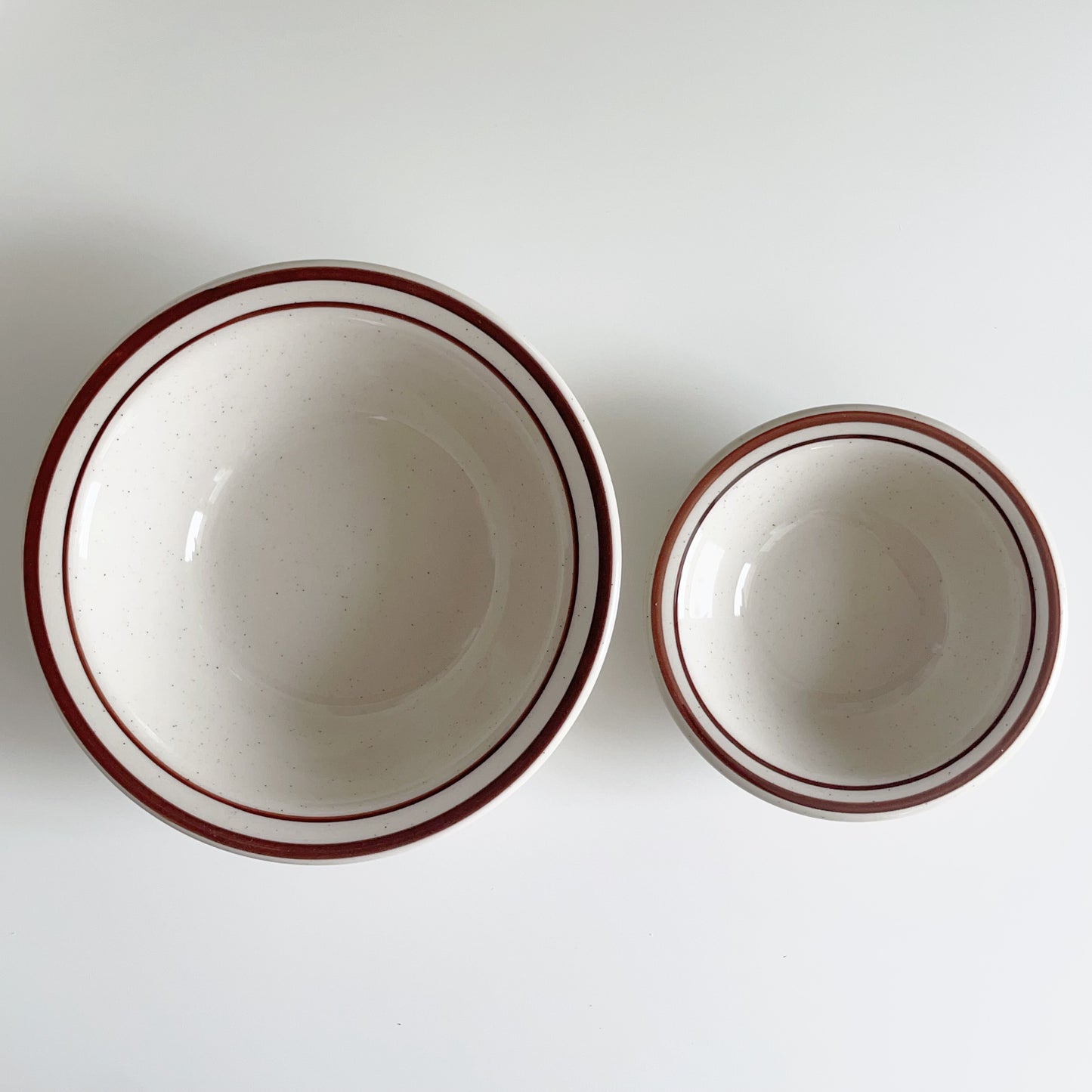 {{ product.title }} - {{ shop.name }}