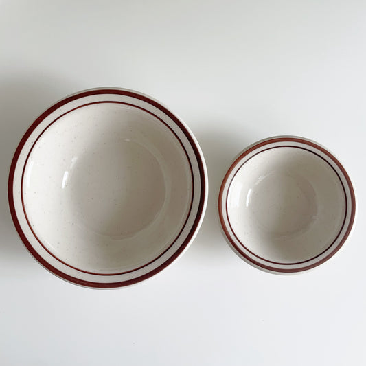 {{ product.title }} - {{ shop.name }}