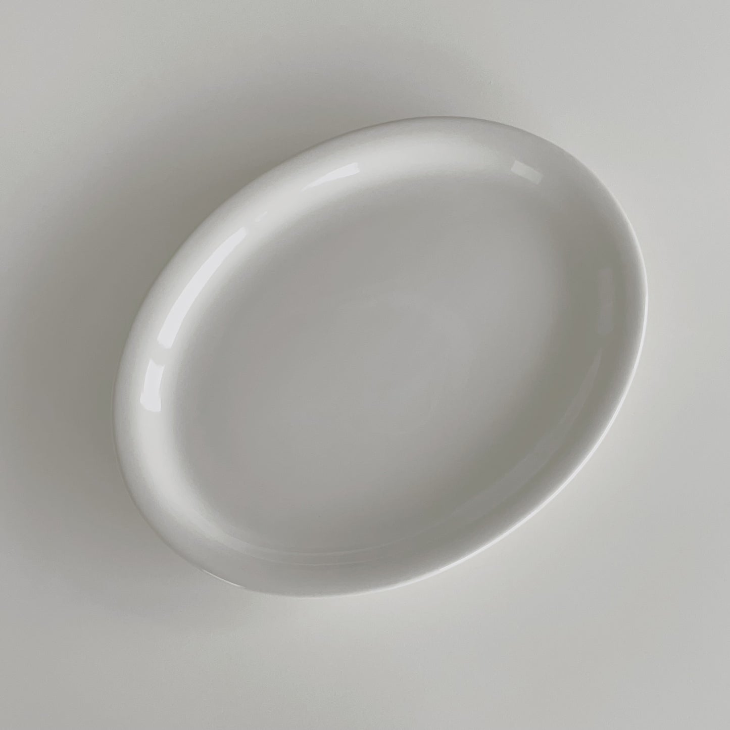 {{ product.title }} - {{ shop.name }}