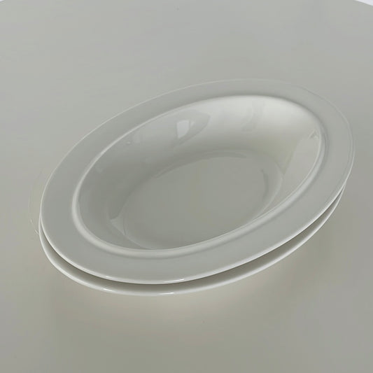 {{ product.title }} - {{ shop.name }}