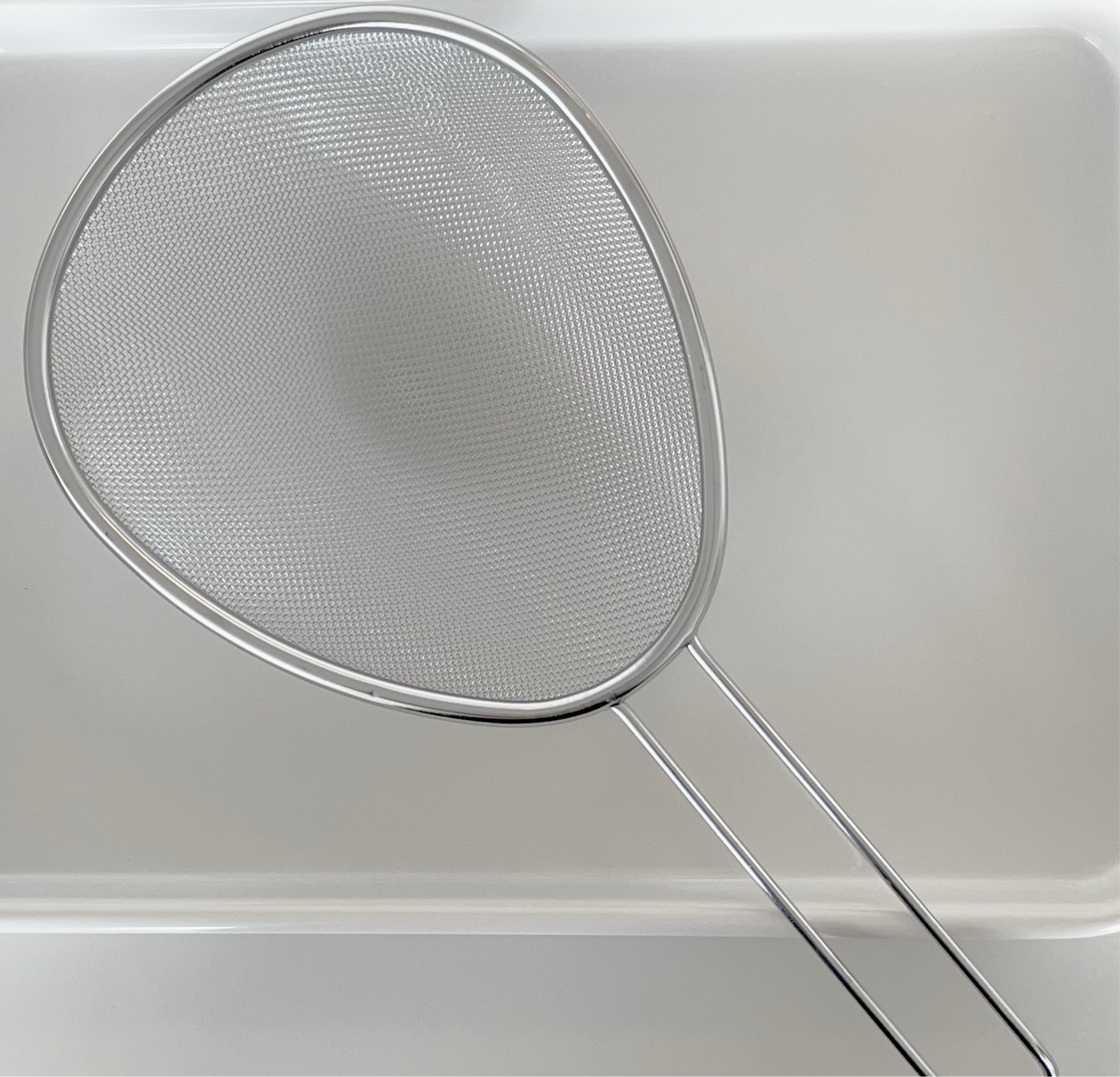 {{ product.title }} - {{ shop.name }}