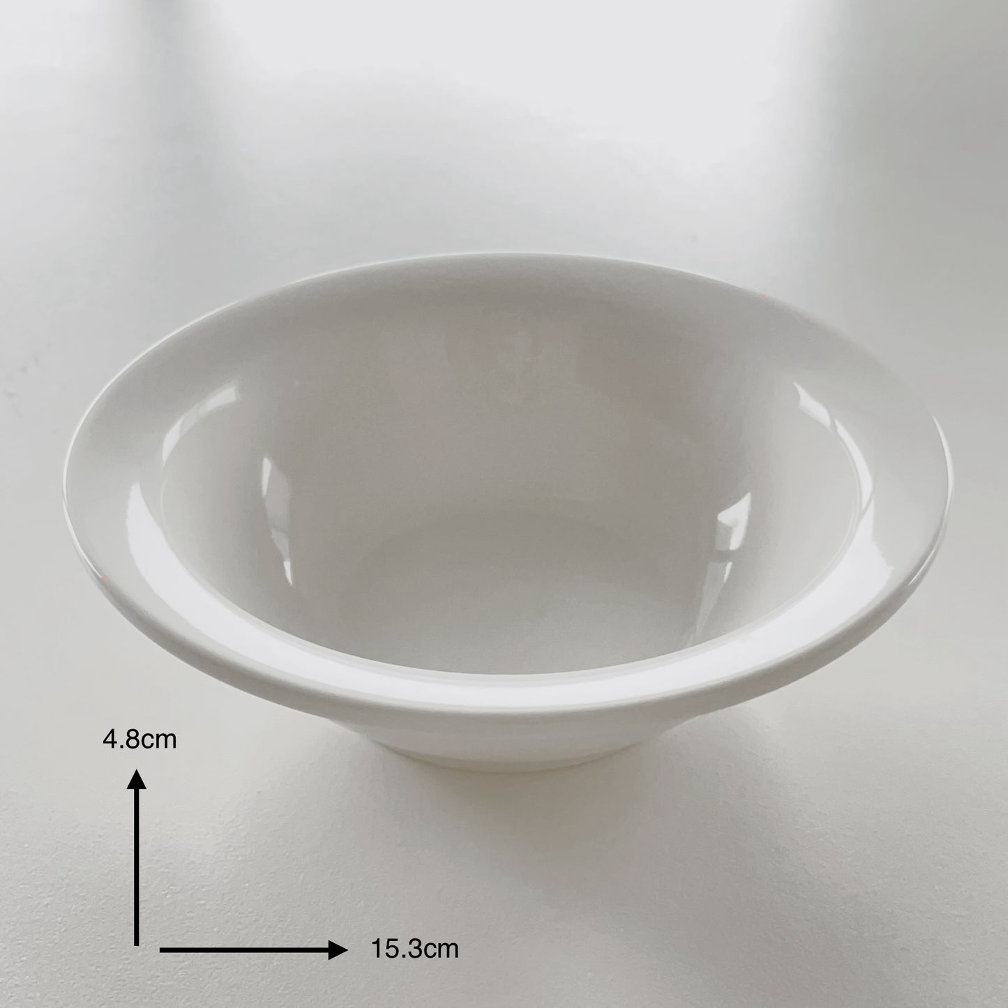 {{ product.title }} - {{ shop.name }}