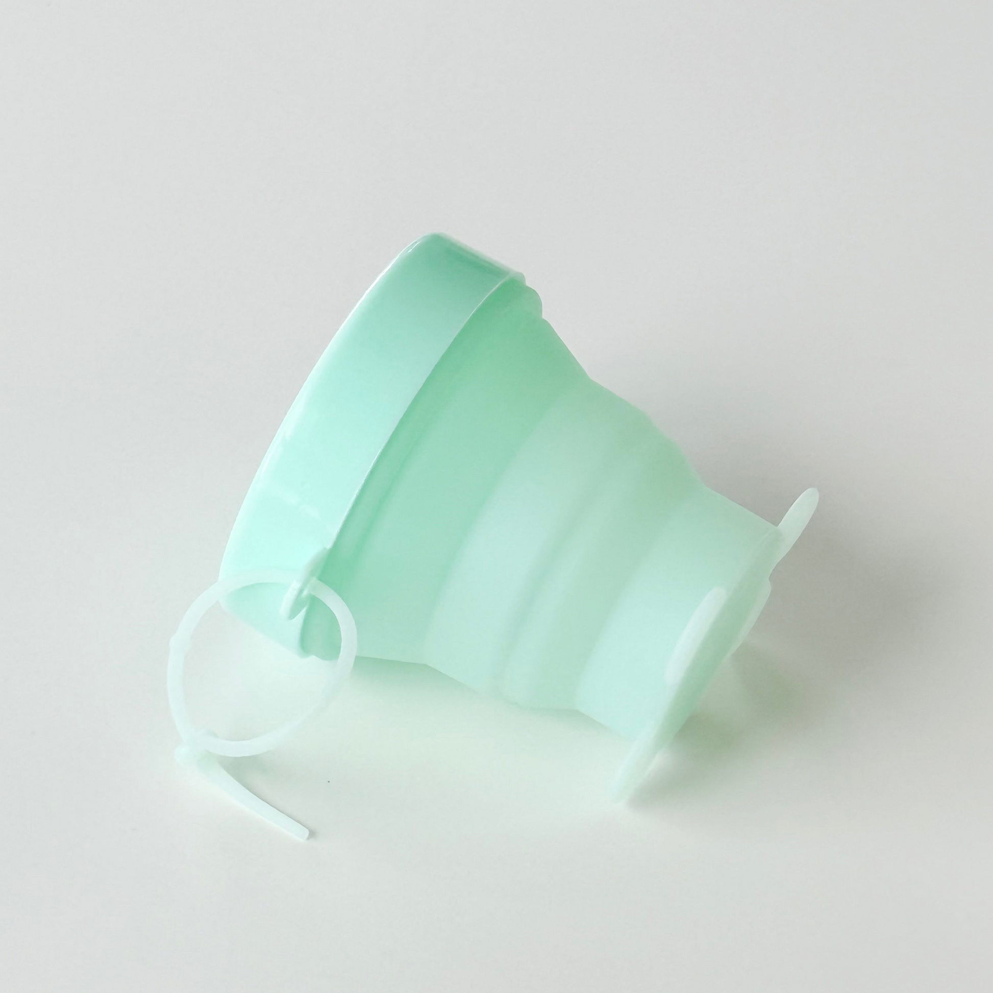 {{ product.title }} - {{ shop.name }}