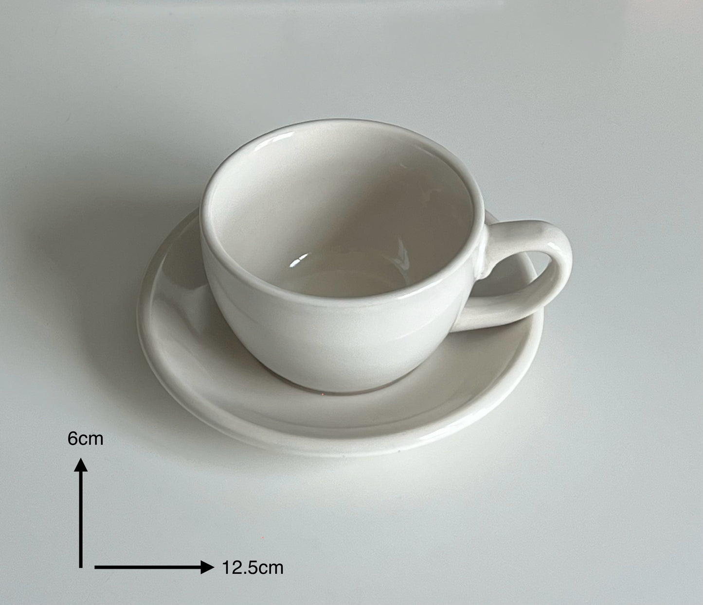 {{ product.title }} - {{ shop.name }}