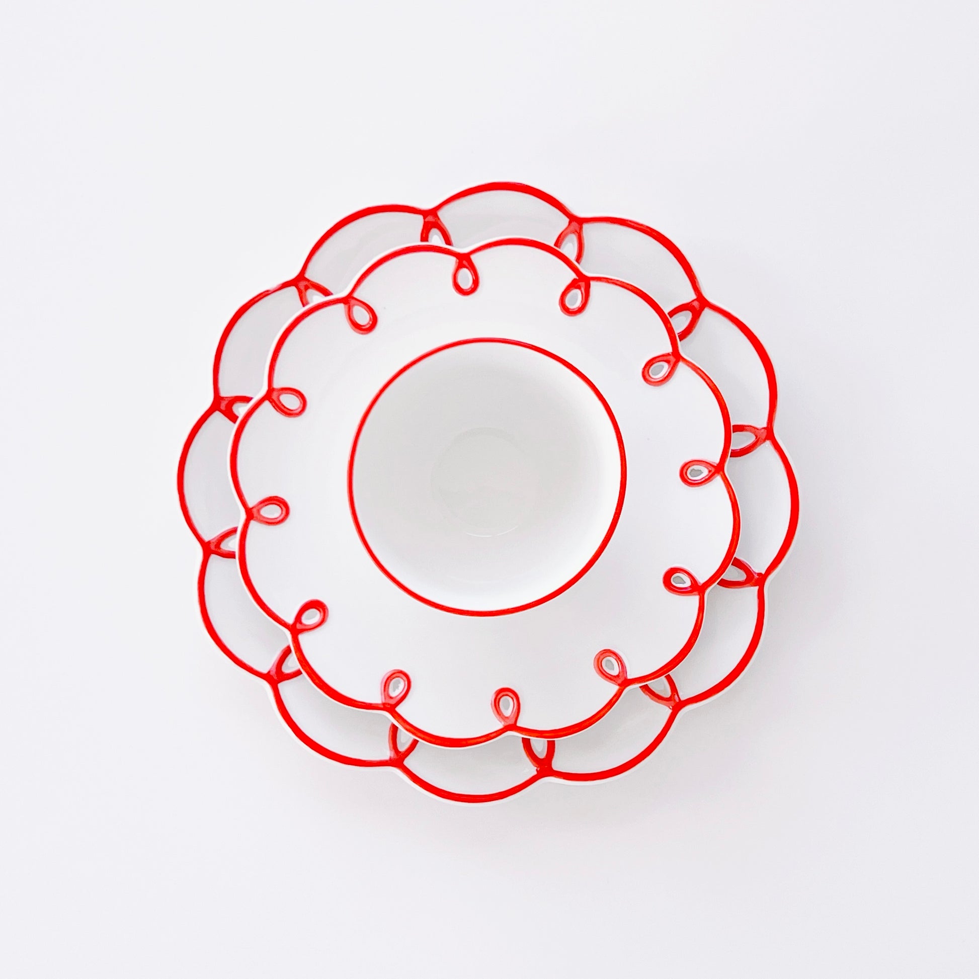 {{ product.title }} - {{ shop.name }}