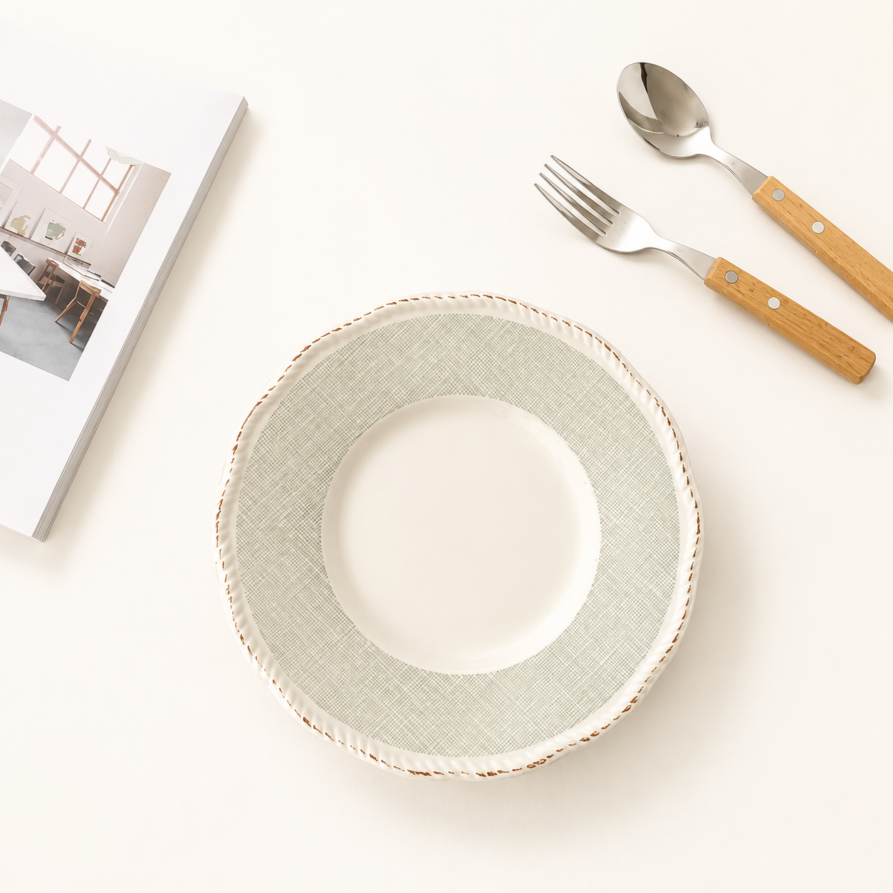 Green Lattice Plate
