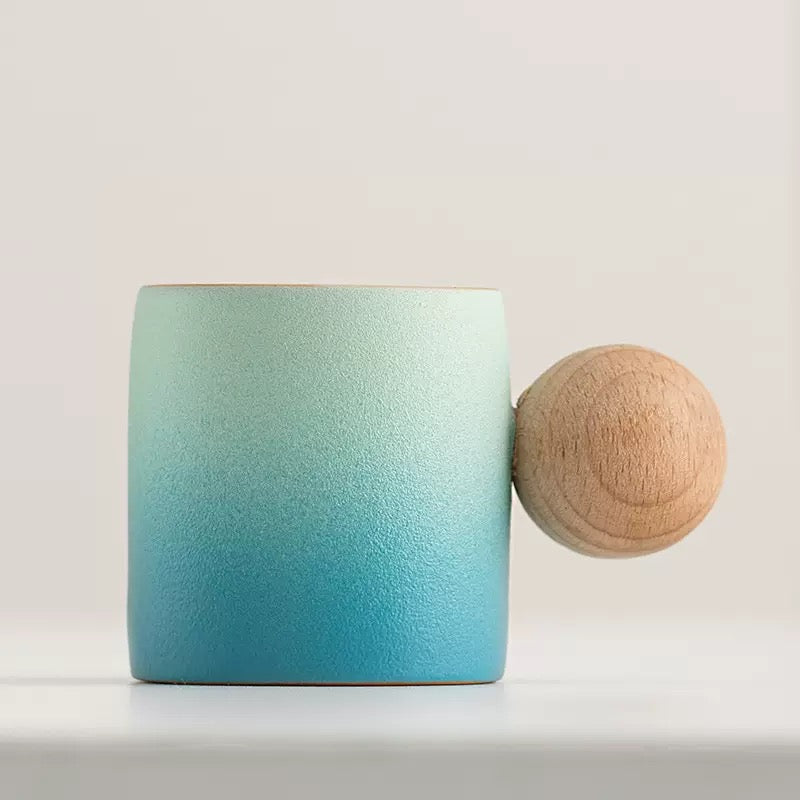 {{ product.title }} - {{ shop.name }}
