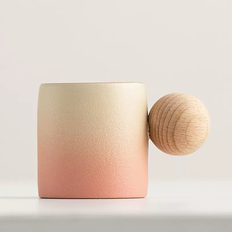 {{ product.title }} - {{ shop.name }}