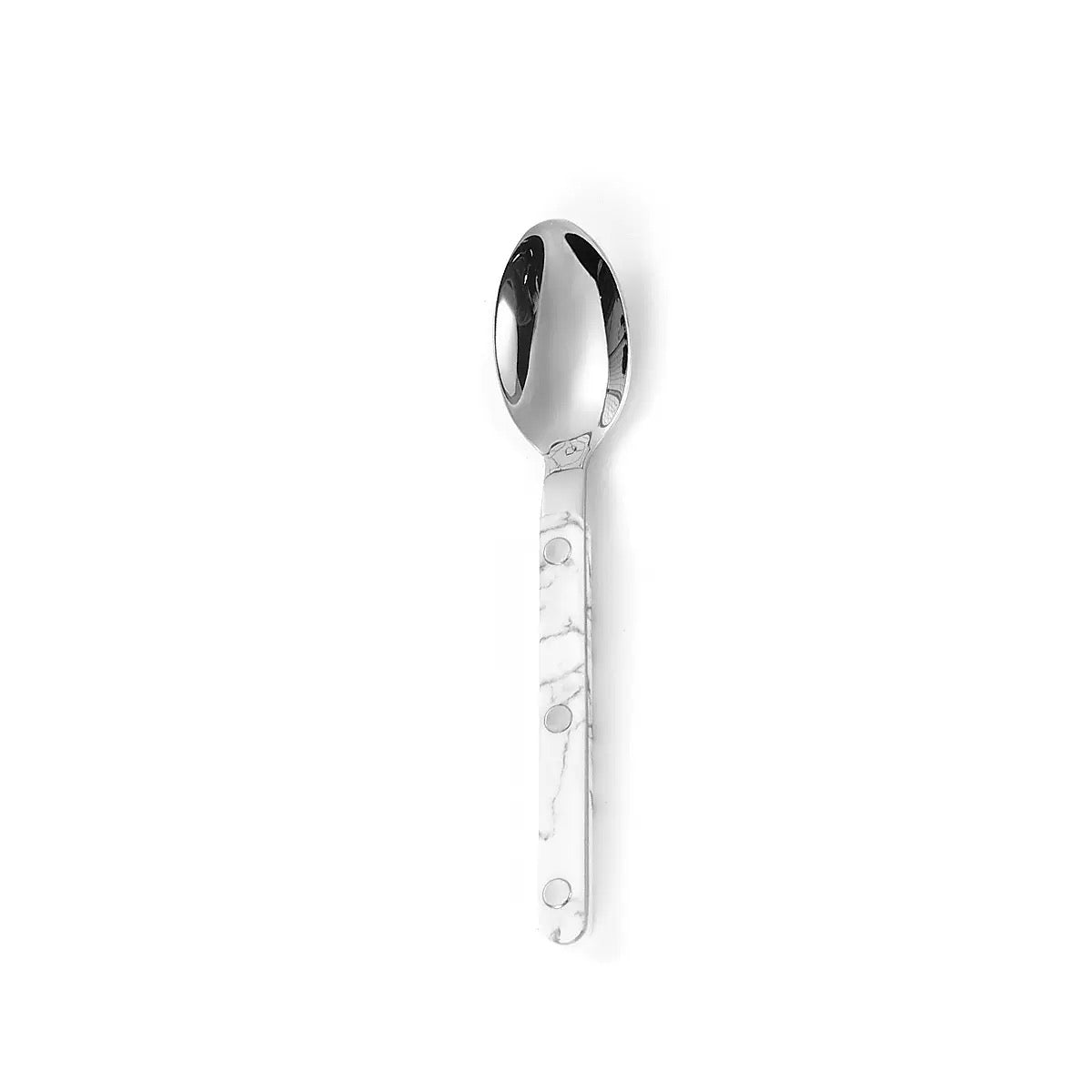 {{ product.title }} - {{ shop.name }}
