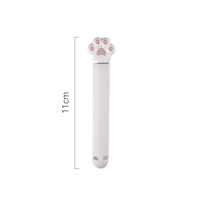{{ product.title }} - {{ shop.name }}