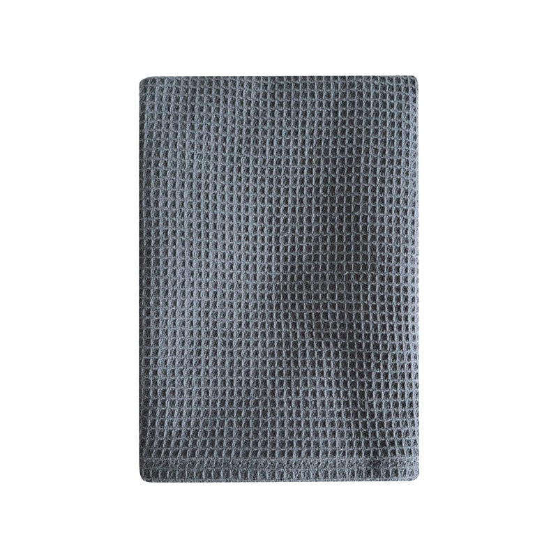 {{ product.title }} - {{ shop.name }}