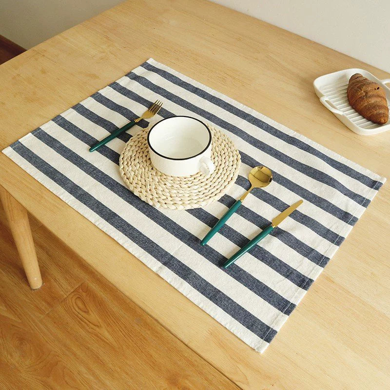 {{ product.title }} - {{ shop.name }}