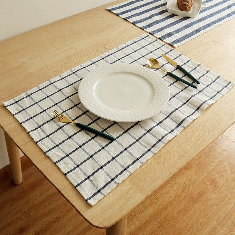 {{ product.title }} - {{ shop.name }}