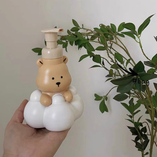 {{ product.title }} - {{ shop.name }}