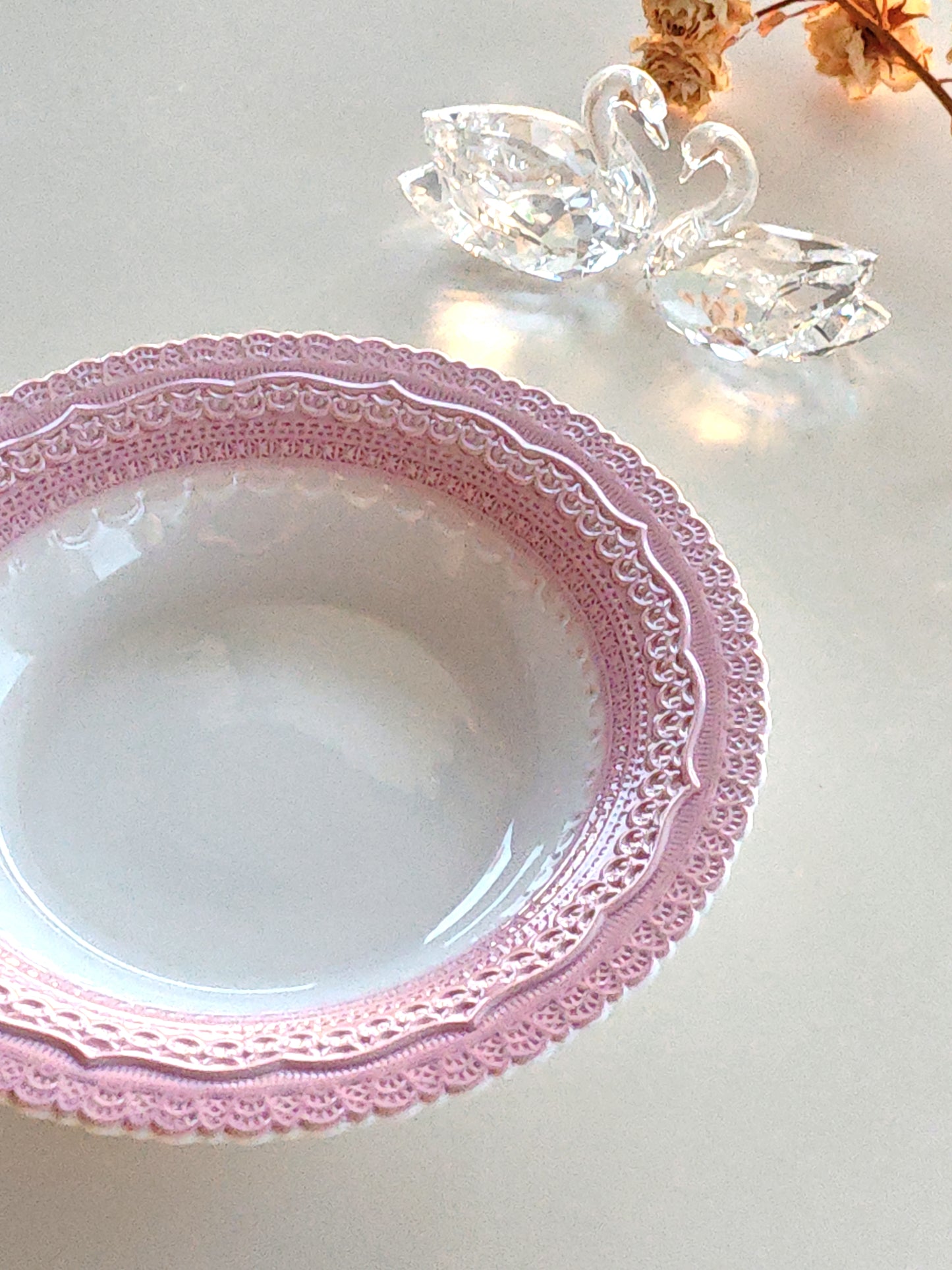 {{ product.title }} - {{ shop.name }}