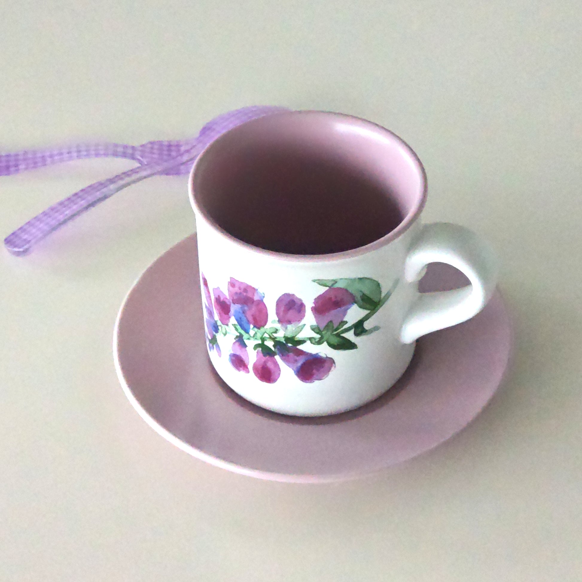 {{ product.title }} - {{ shop.name }}