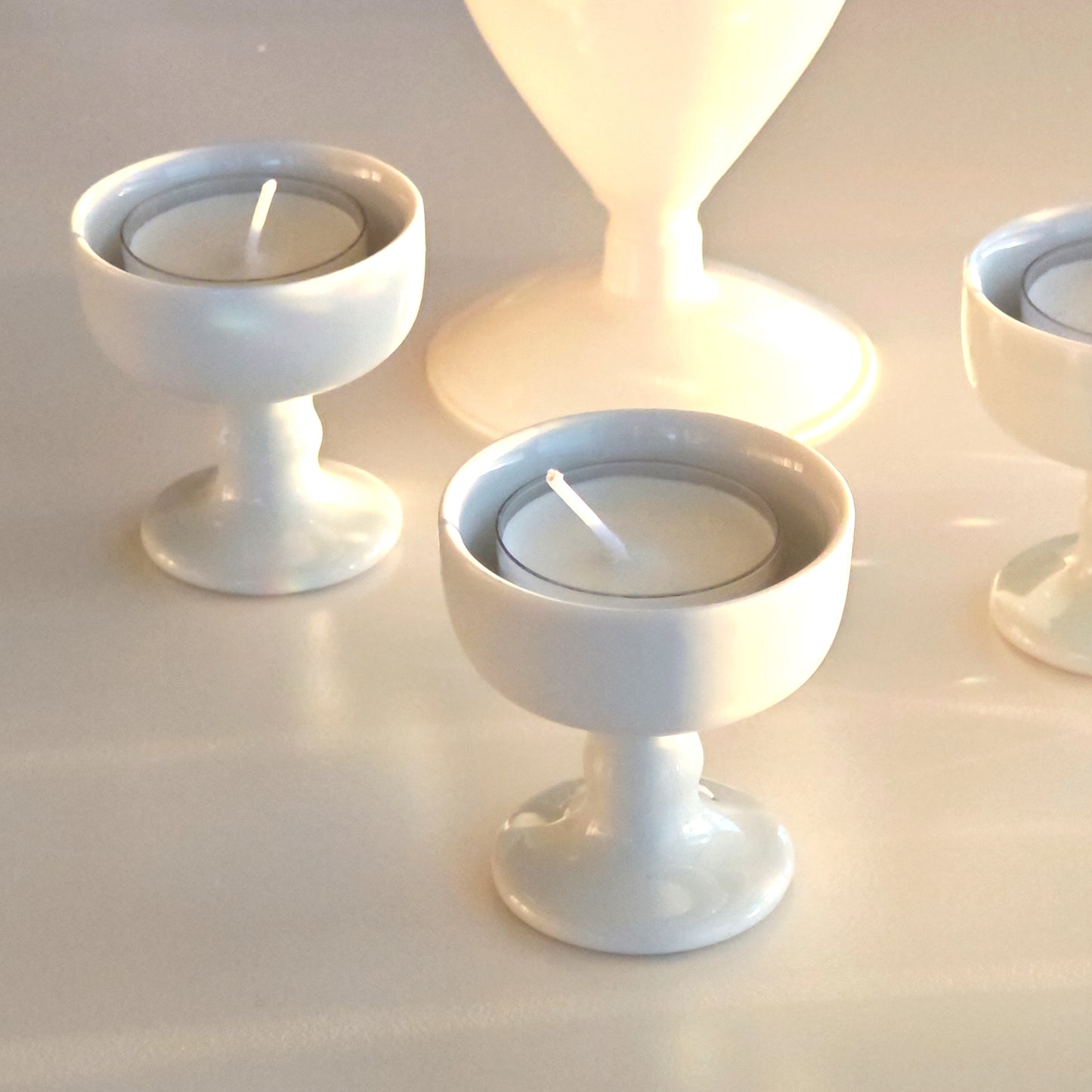 {{ product.title }} - {{ shop.name }}
