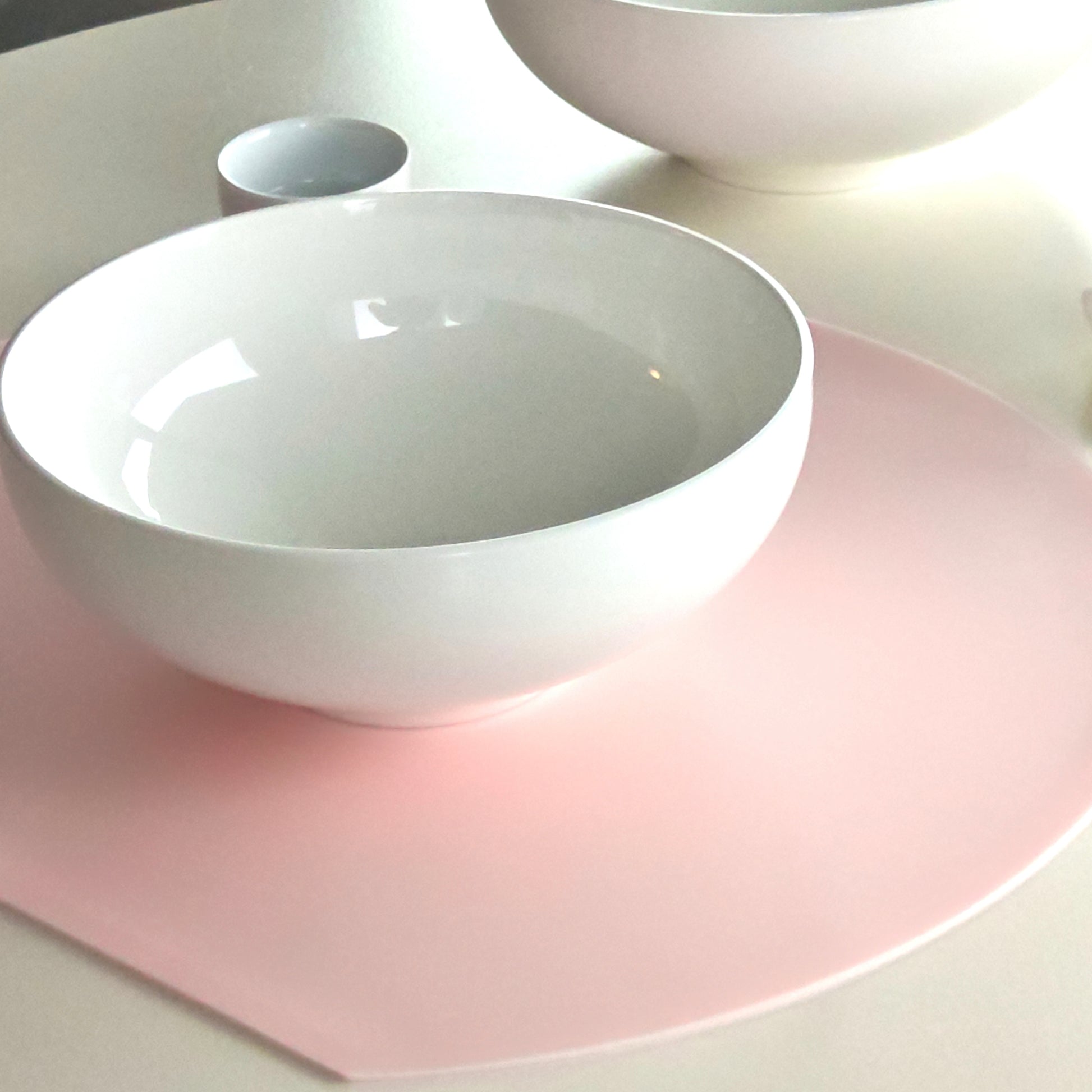 {{ product.title }} - {{ shop.name }}