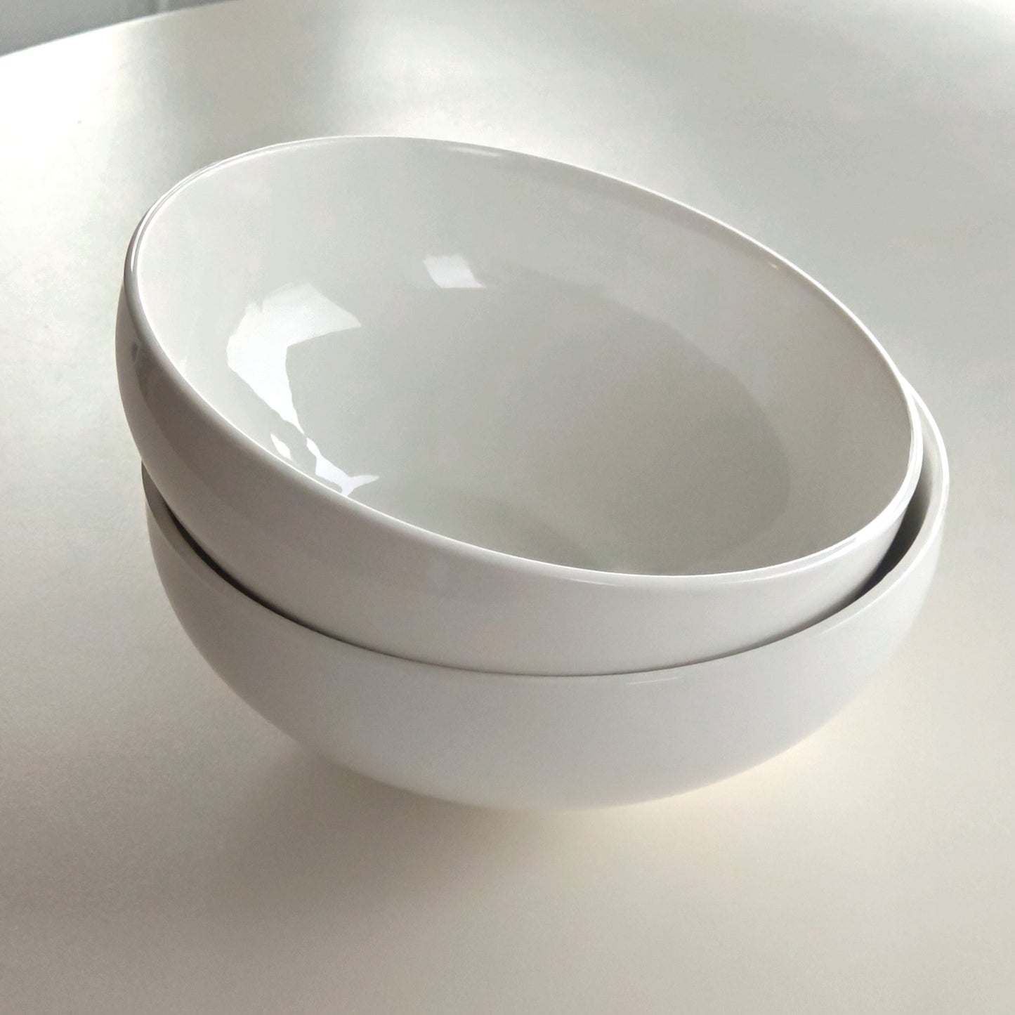 {{ product.title }} - {{ shop.name }}