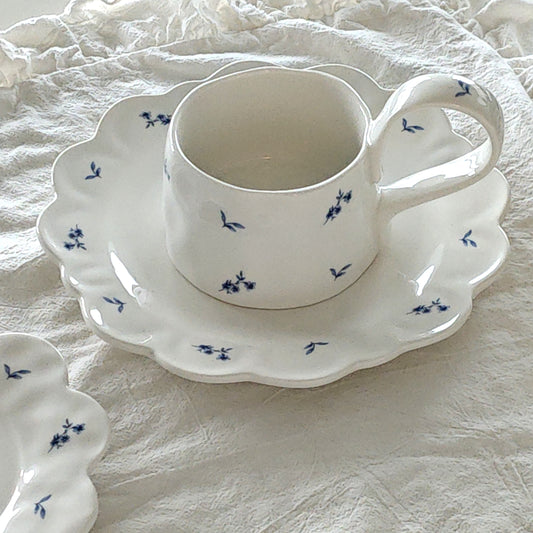 {{ product.title }} - {{ shop.name }}