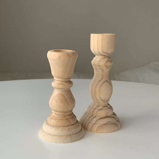 {{ product.title }} - {{ shop.name }}