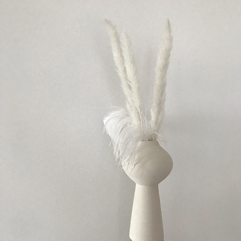 {{ product.title }} - {{ shop.name }}