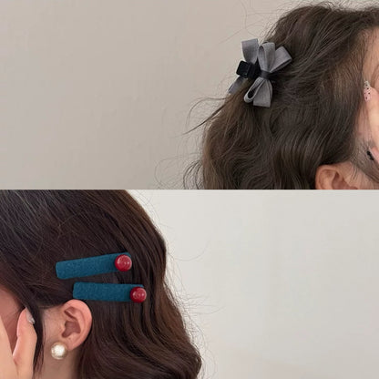 Ribbon Charm Hair Clip