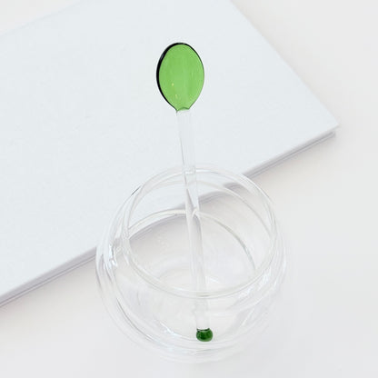 {{ product.title }} - {{ shop.name }}