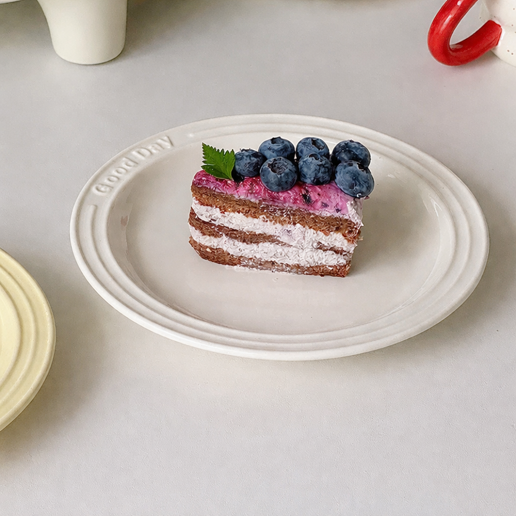 Crema Letter Plate
