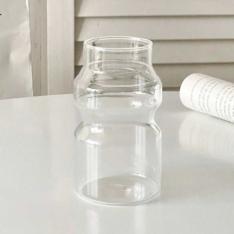 {{ product.title }} - {{ shop.name }}