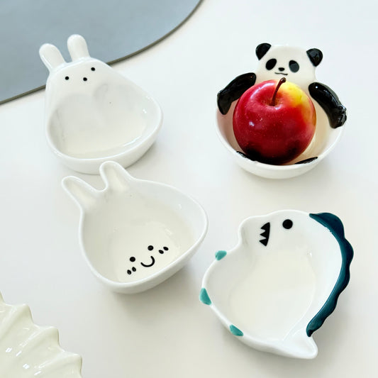 {{ product.title }} - {{ shop.name }}