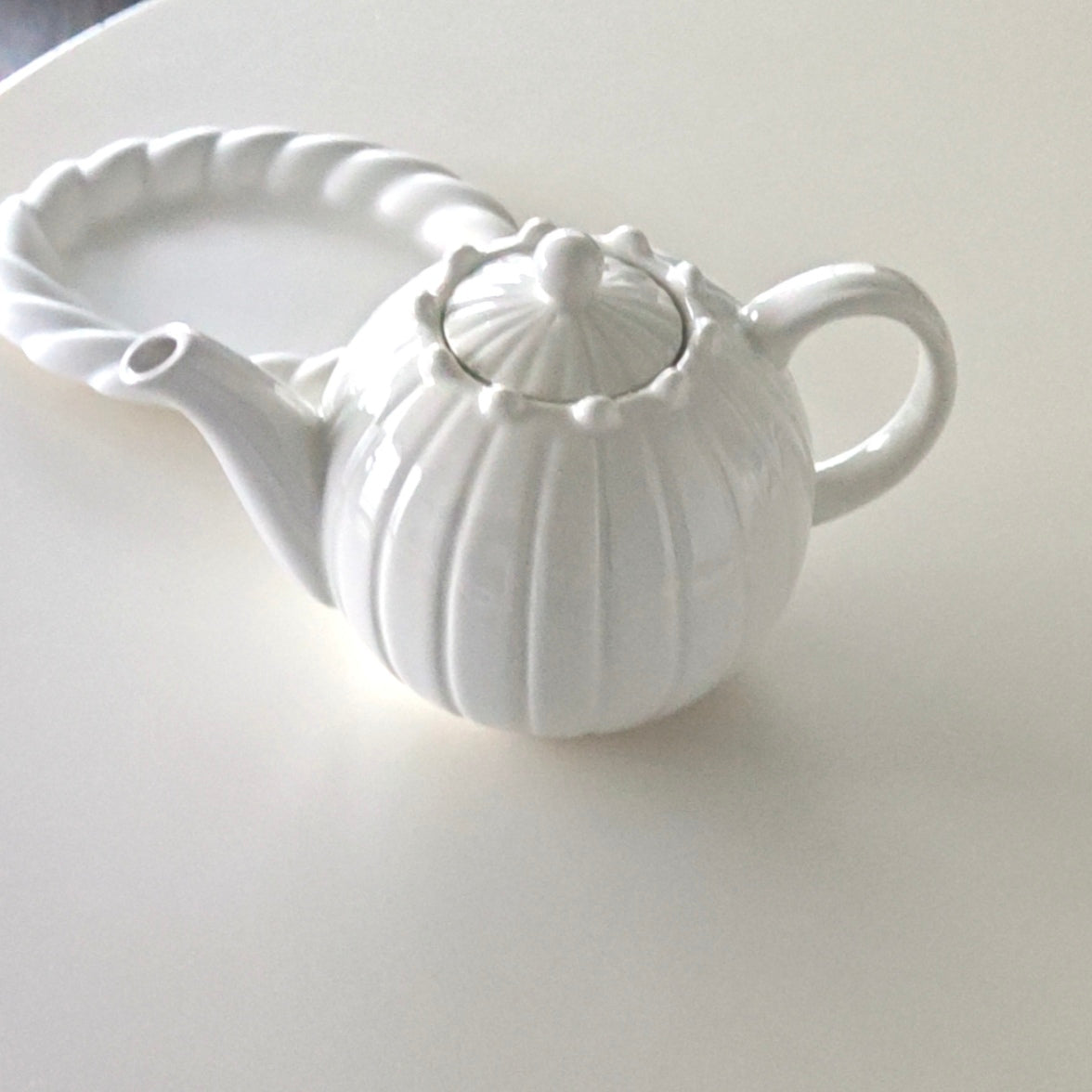 Snowdrop Ceramic Teapot