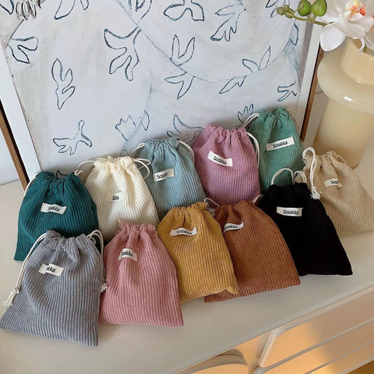 {{ product.title }} - {{ shop.name }}