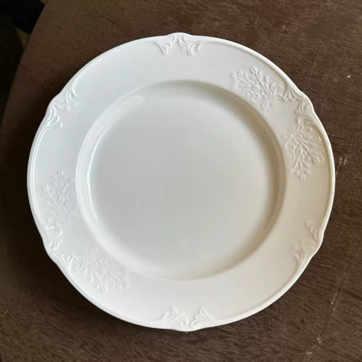 Maison Blanche Plate