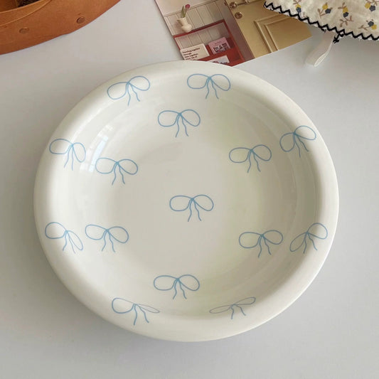{{ product.title }} - {{ shop.name }}