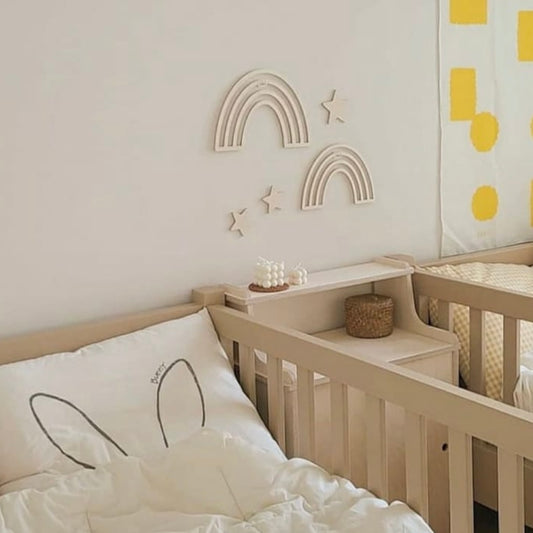 {{ product.title }} - {{ shop.name }}