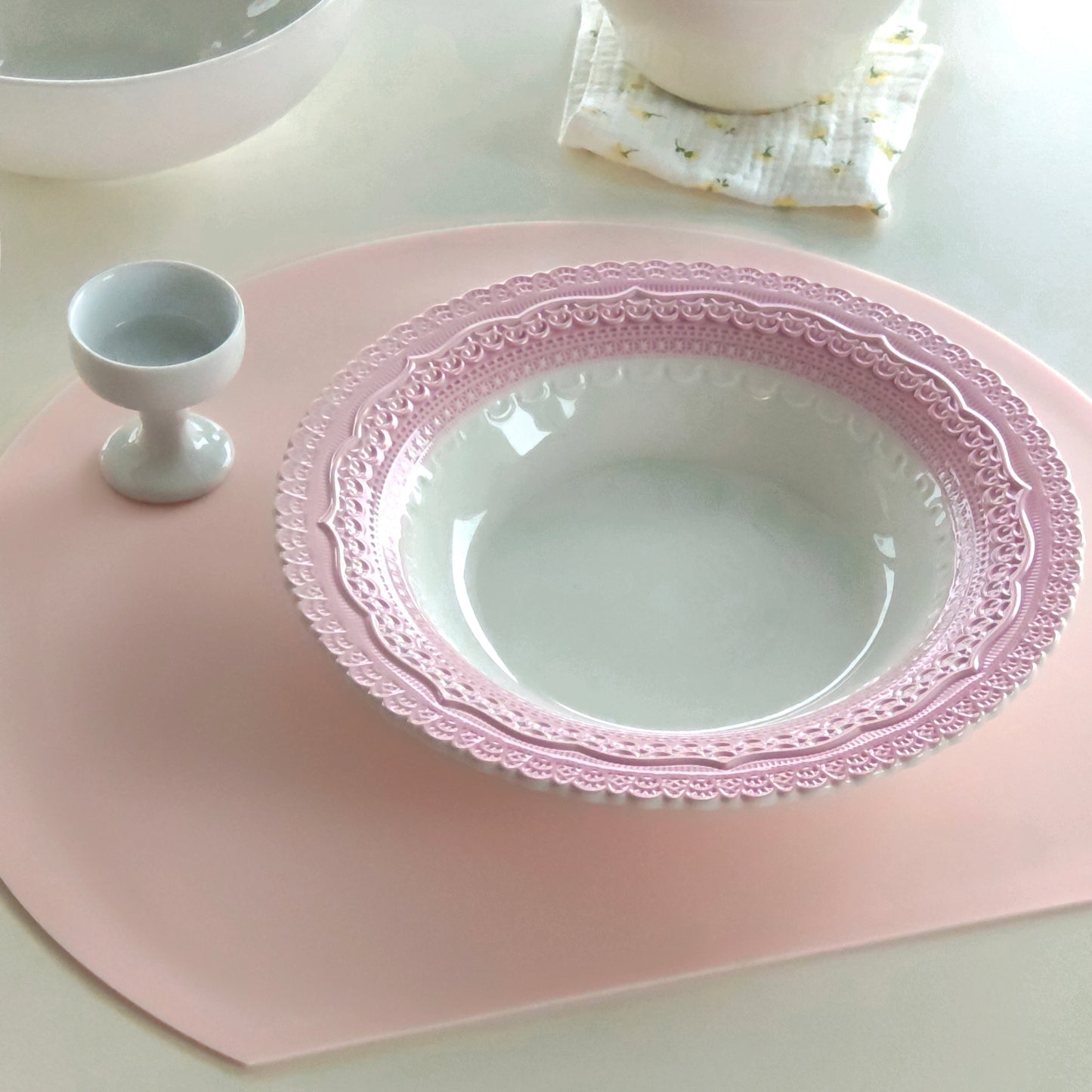 Soft Scoop Silicone Tablemate - Pink